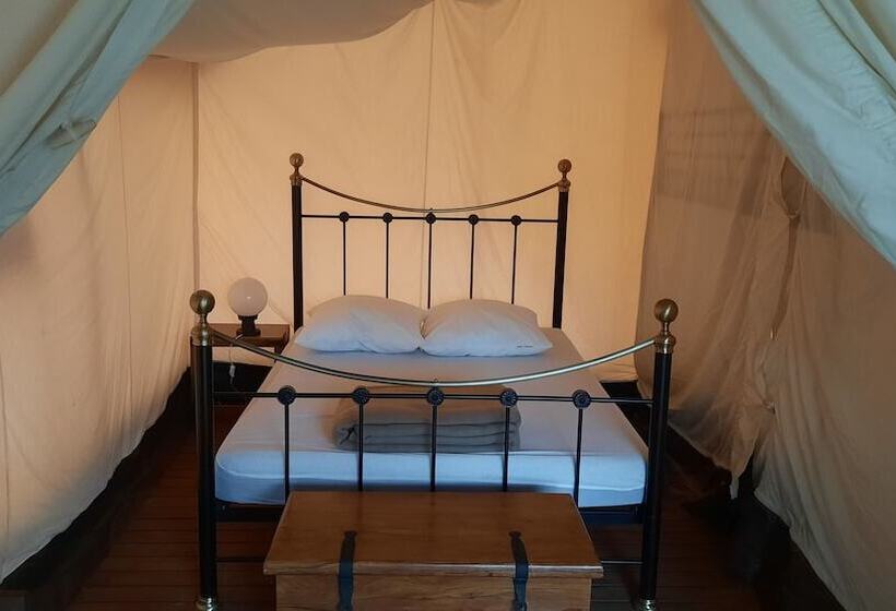 ホテル Camping Les Chenes Clairs