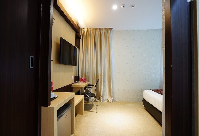 فندق Cardinal Lucky Star