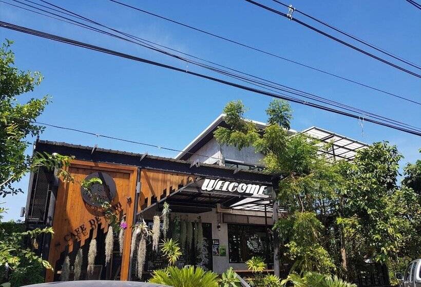 ホテル Casa & Cafe De Nadi