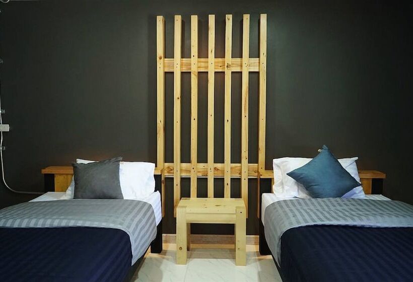 ホテル Casa & Cafe De Nadi