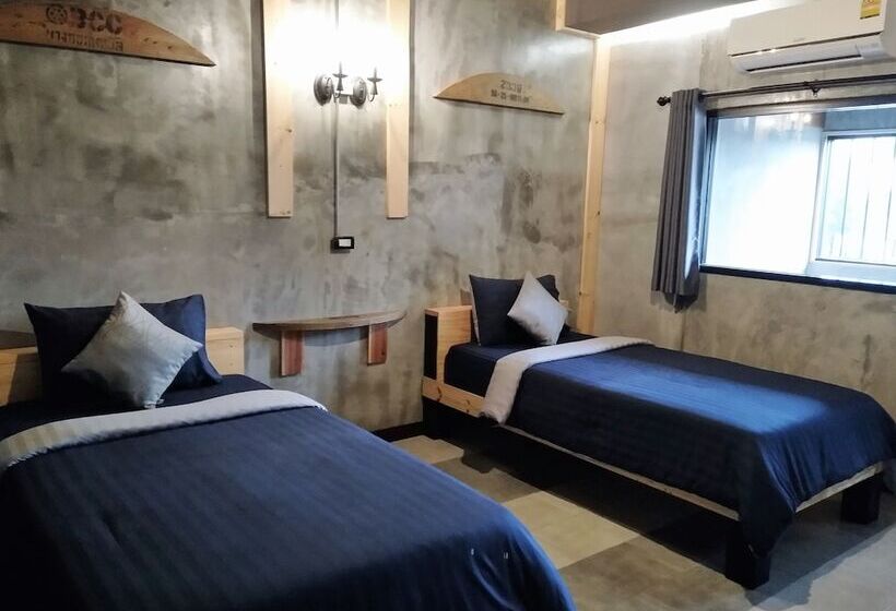 ホテル Casa & Cafe De Nadi