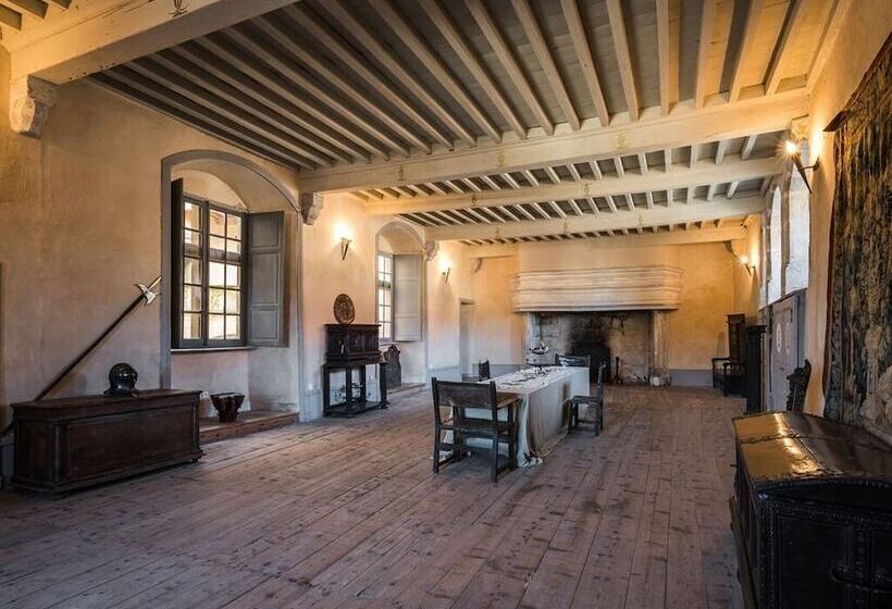 فندق Château Des Marcilly Talaru