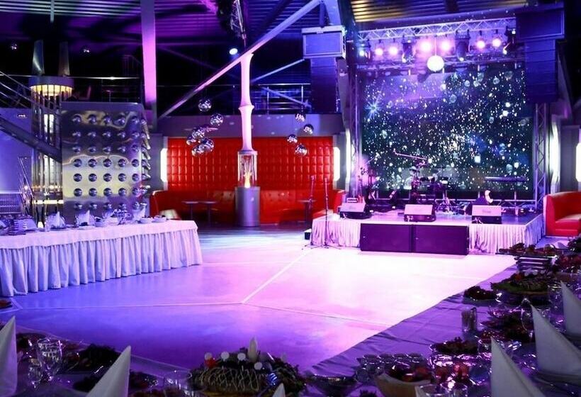 فندق Country Club Orekh