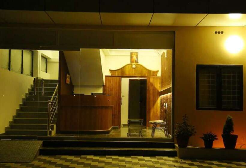 هتل Ebenezer Plaza