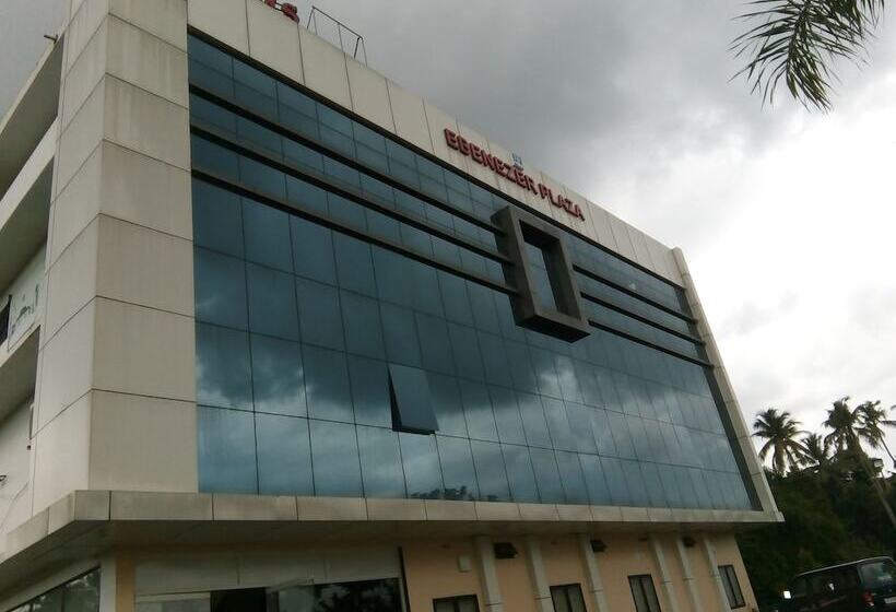 هتل Ebenezer Plaza