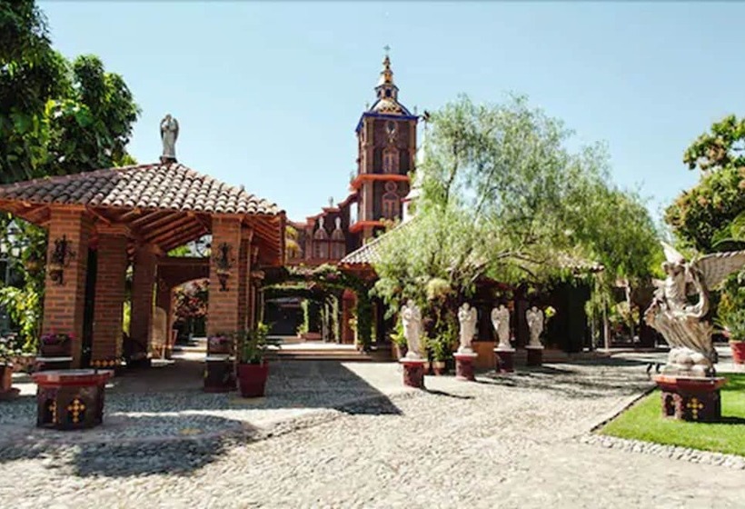 فندق Estancia Villa Real