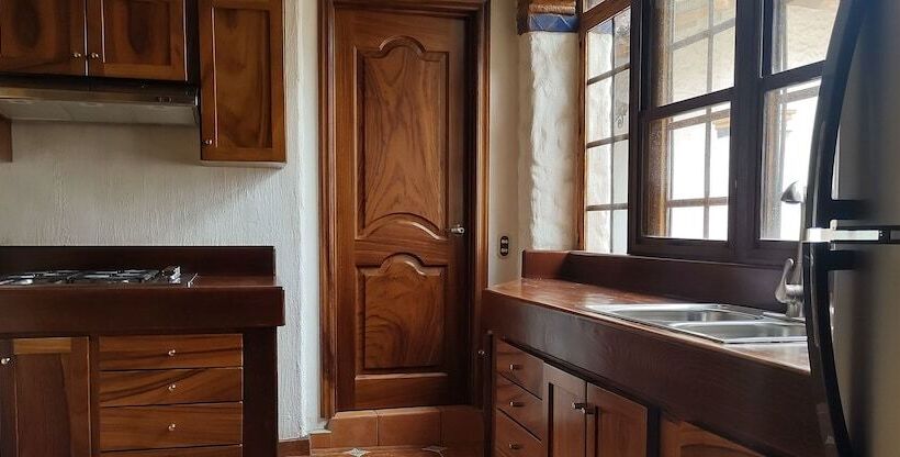 فندق Estancia Villa Real