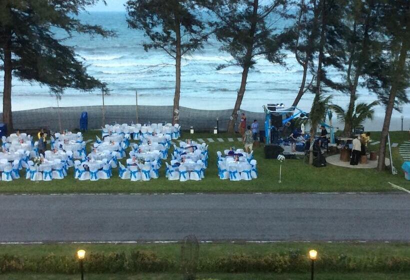 Отель Greenseaviewresort Bangsaphan