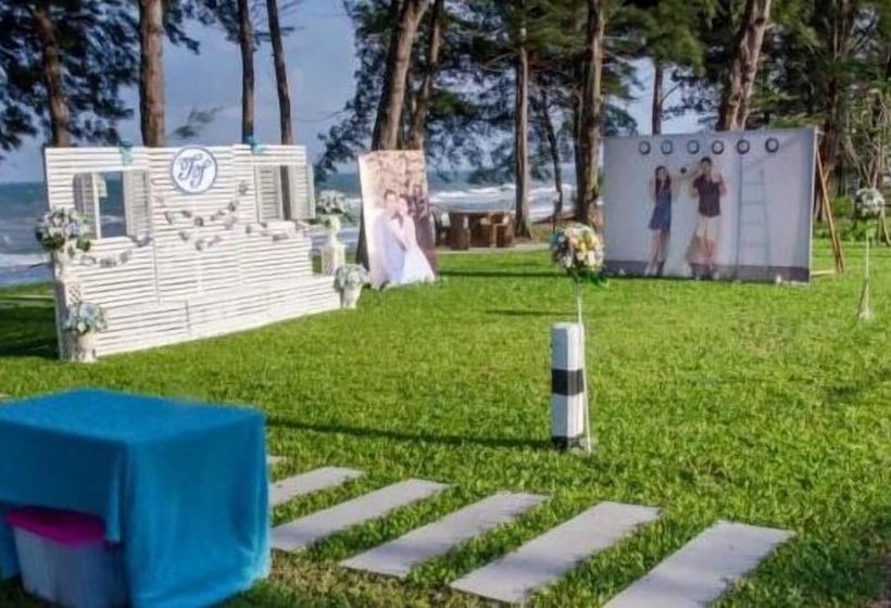 Отель Greenseaviewresort Bangsaphan