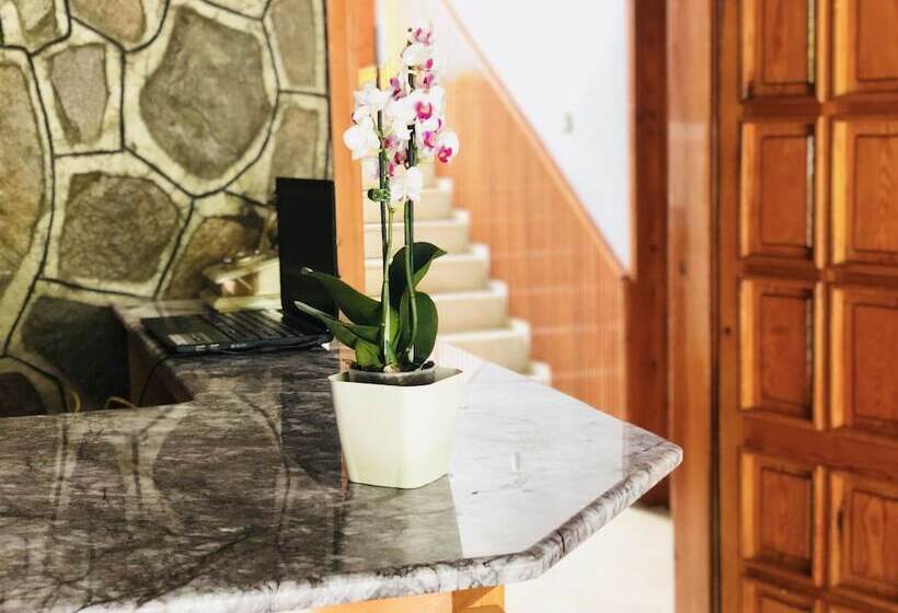 Hermes Hotel özdere