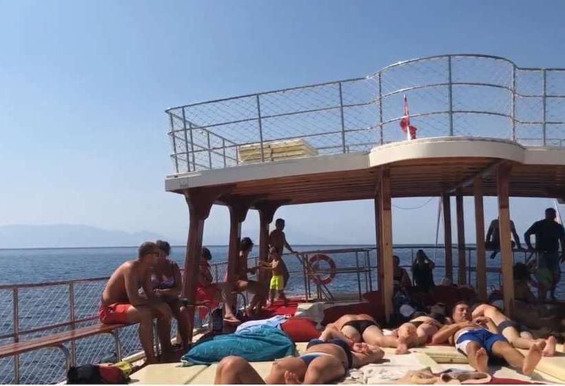 Hermes Hotel özdere