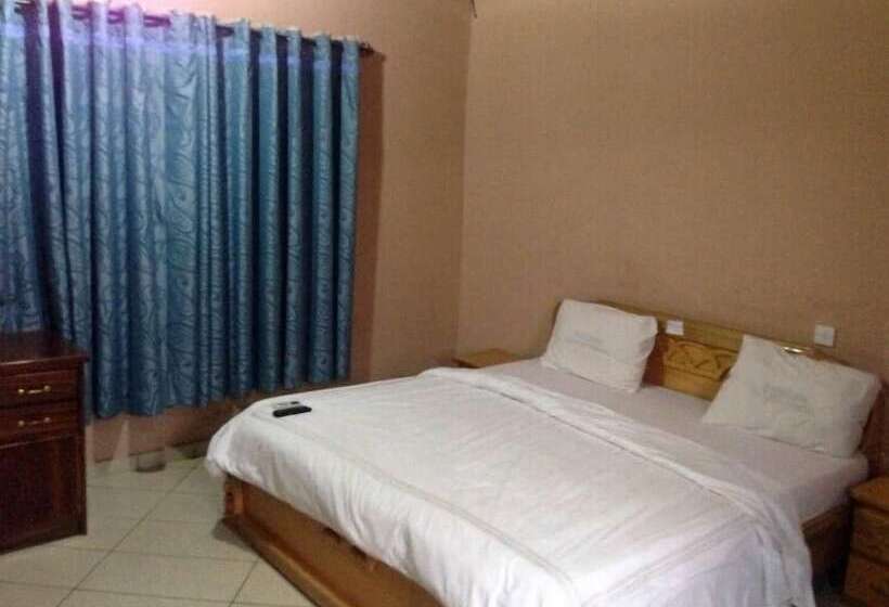 فندق His Royal Vico