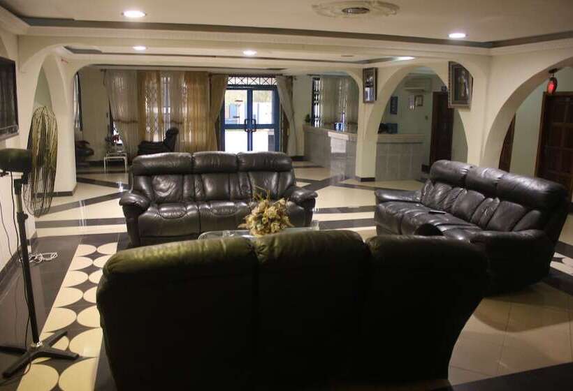 فندق His Royal Vico