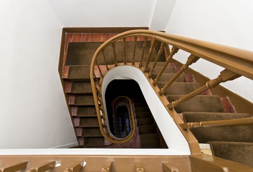 فندق Home @ Porto Clerigos Apartment