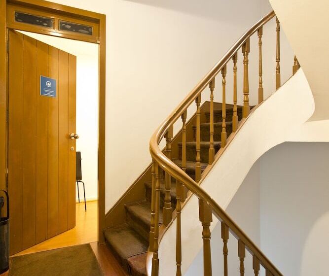 فندق Home @ Porto Clerigos Apartment