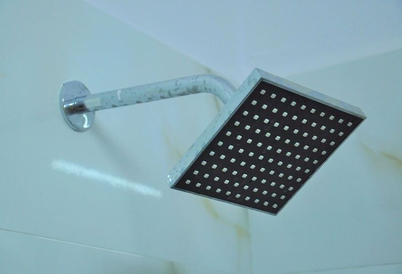 בית מלון כפרי Jayaram Residency Srikalahasti