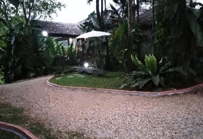 فندق Khaosok River Camp