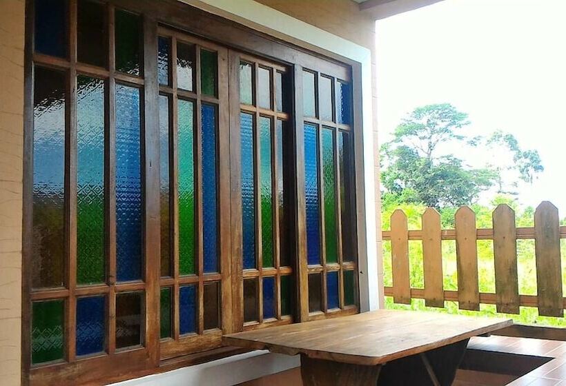 ホテル Khwan Darunee