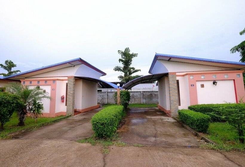 酒店 Koko Resort Sakon Nkhon