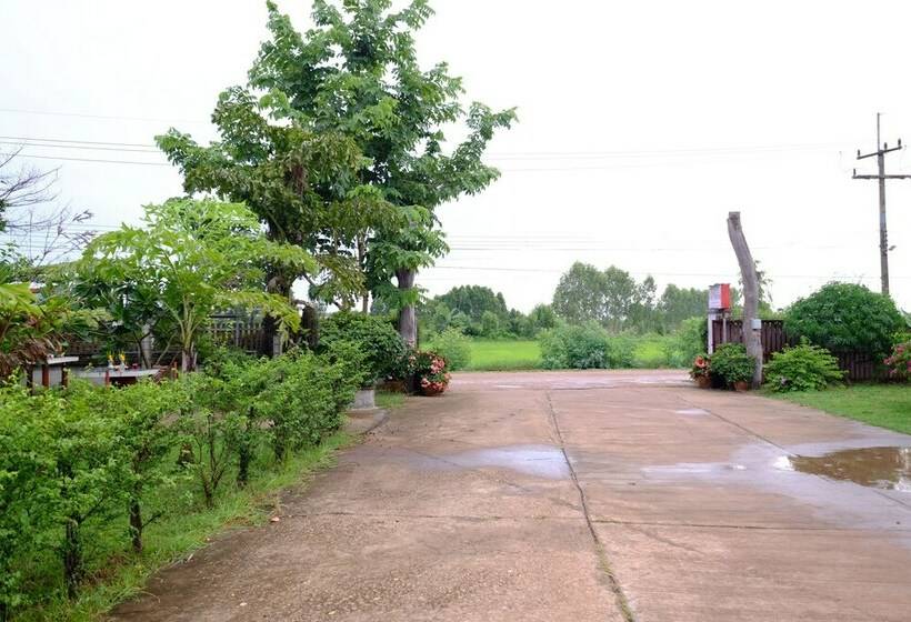 酒店 Koko Resort Sakon Nkhon