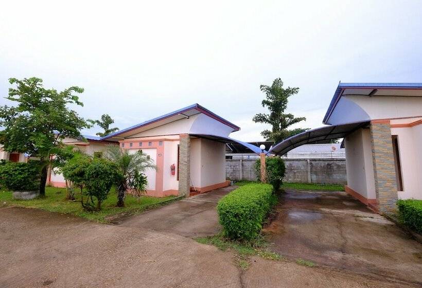 酒店 Koko Resort Sakon Nkhon