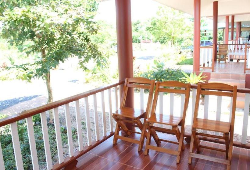 호텔 Lamtong Resort