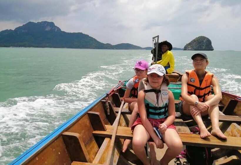 호텔 Lamtong Resort