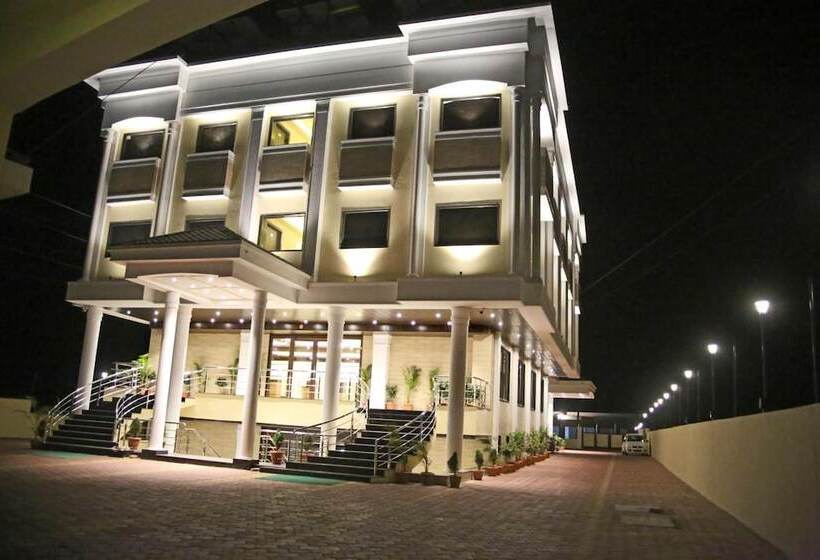 ホテル Lavanya Palace