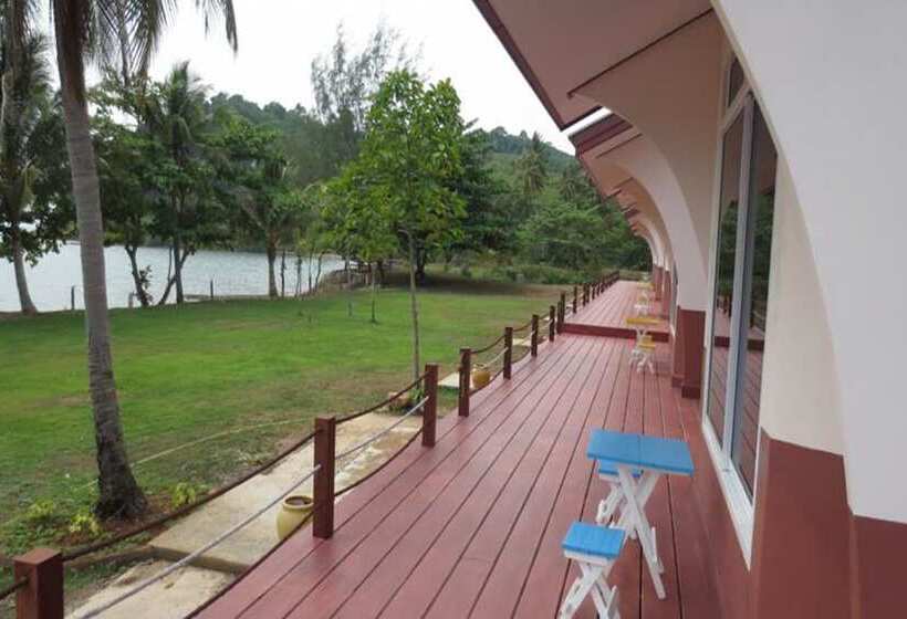בית מלון כפרי Lomtalay Resort Trat