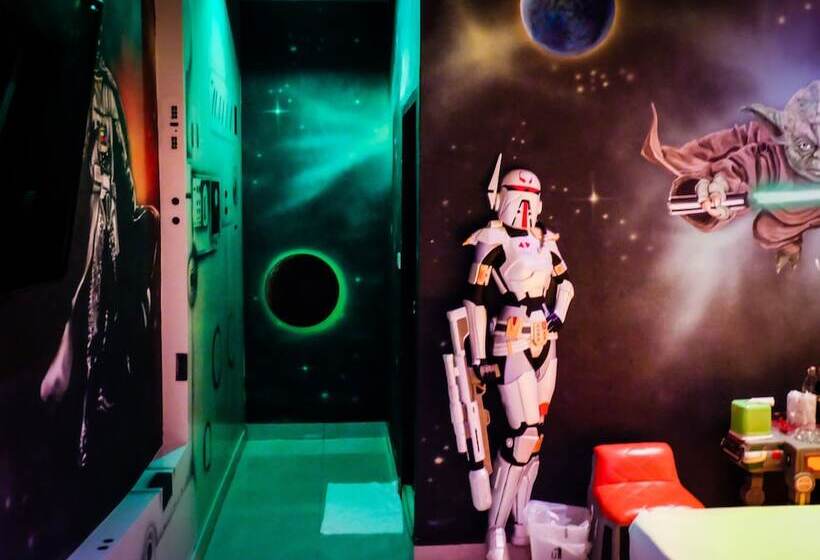 فندق Love Is Resort