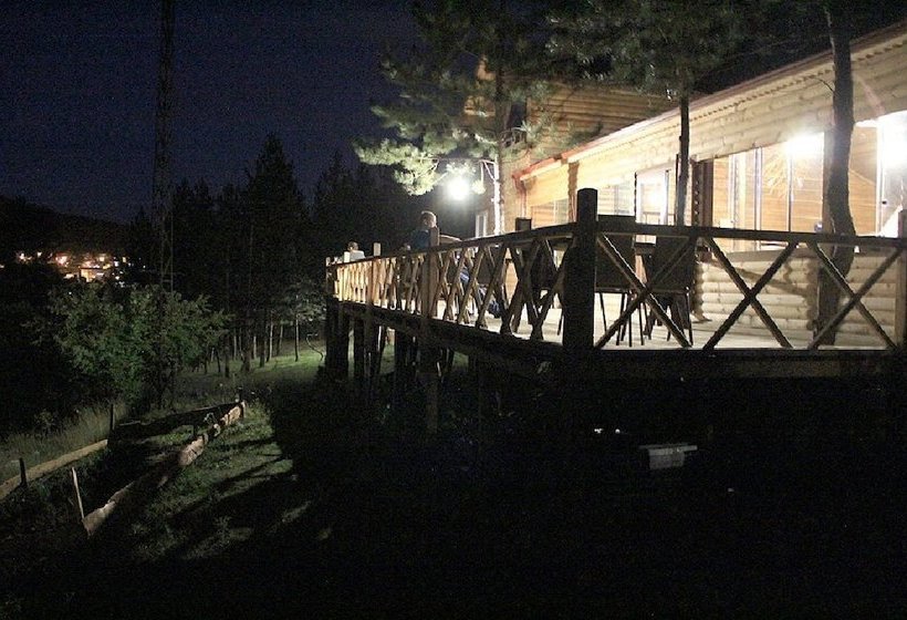 ホテル Mengen Cam Pinari Doga Evleri & Restaurant