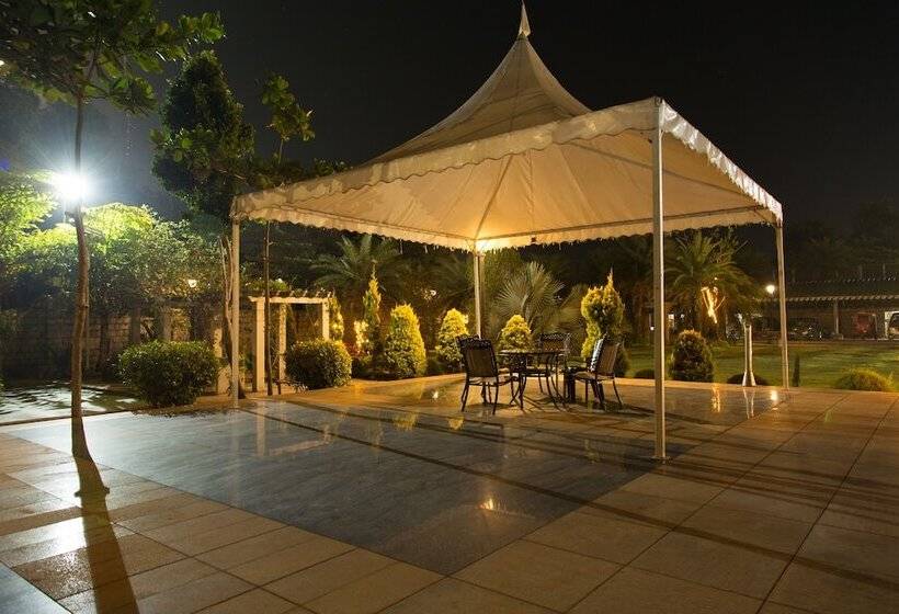 Hotelli Uva Meridian Bay Resort And Spa