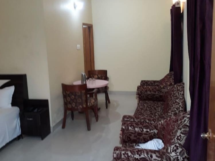 酒店 Mk International