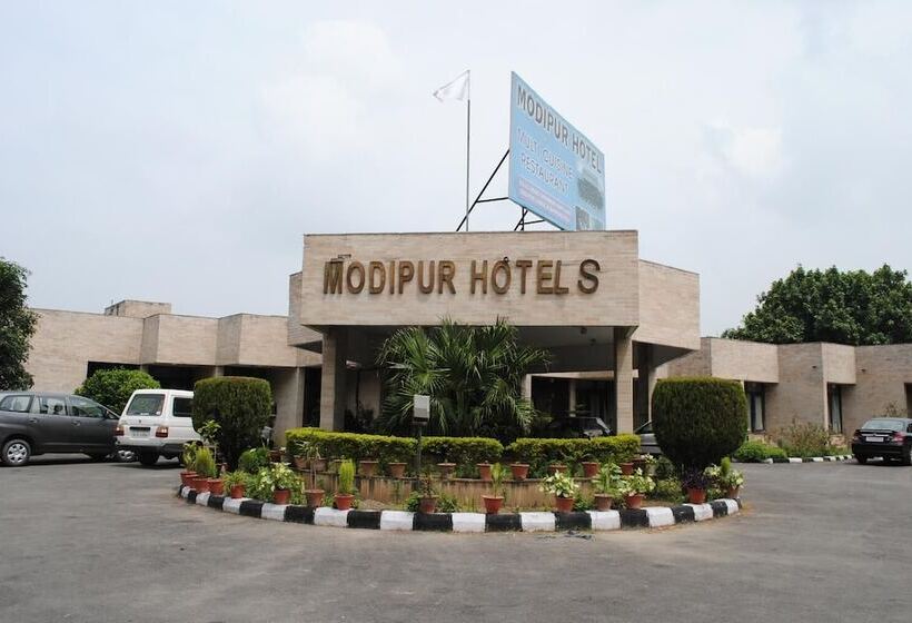 ホテル Modipur
