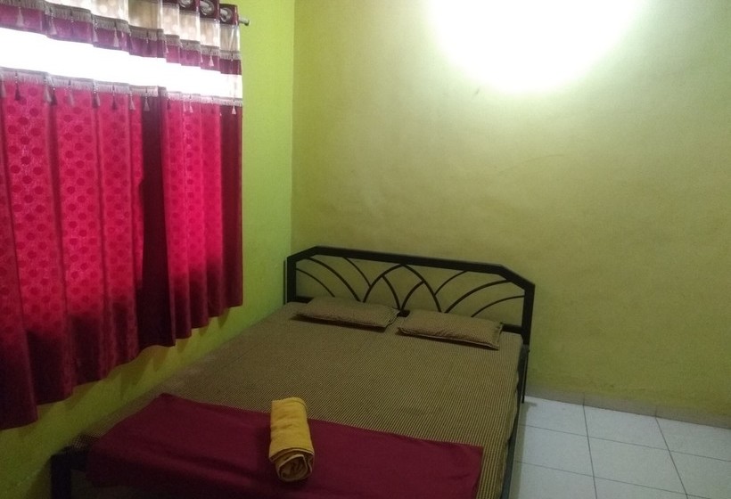 בית מלון כפרי Monika Siddhi