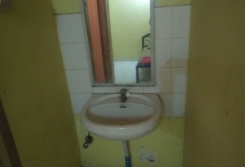 בית מלון כפרי Monika Siddhi