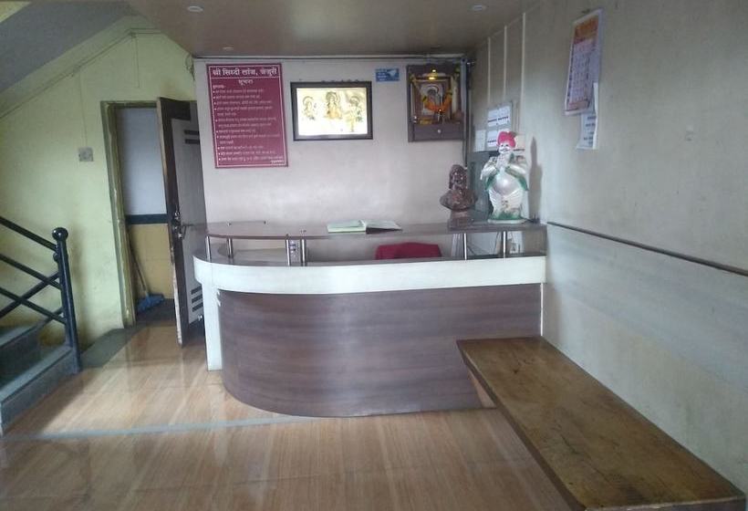 בית מלון כפרי Monika Siddhi