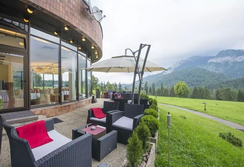 فندق Montfort Wellness & Spa Tatranska Javorina