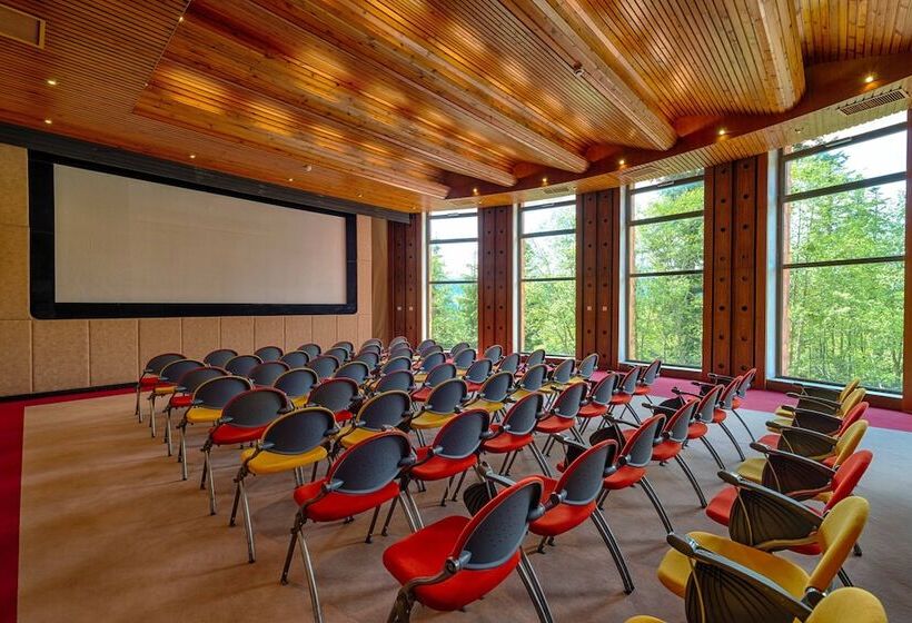 בית מלון כפרי Montfort Wellness & Spa Tatranska Javorina