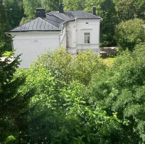 Отель Mustion Linna