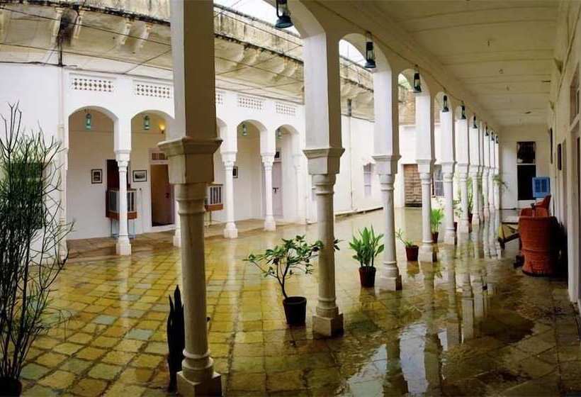 فندق Neemrana S Piramal Haveli