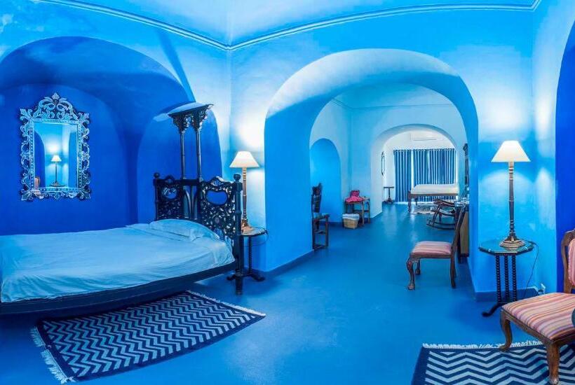 فندق Neemrana S Tijara Fort Palace