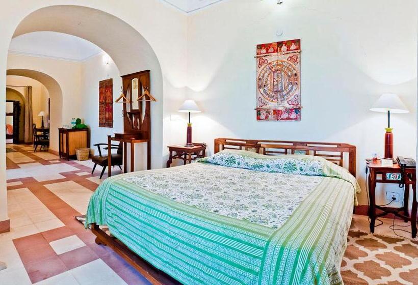 فندق Neemrana S Tijara Fort Palace