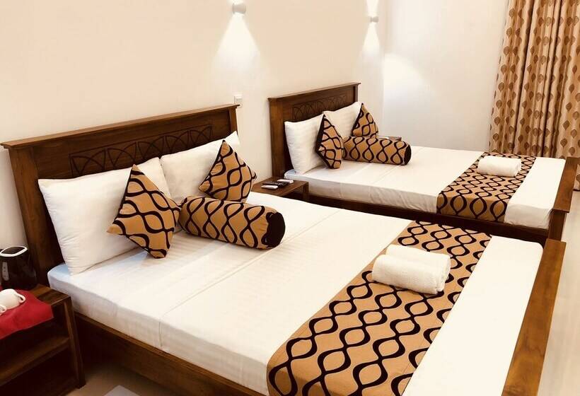 فندق Nethmini Regency