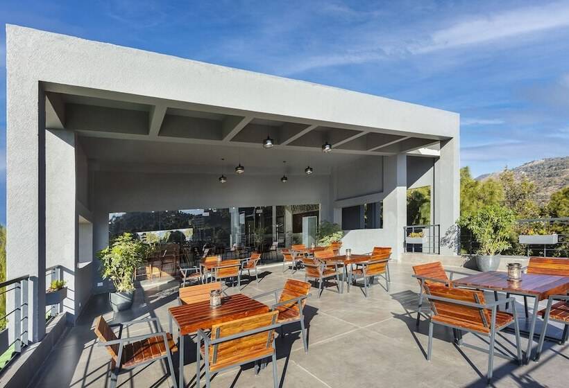 ホテル Suryavilas Luxury Resort & Spa