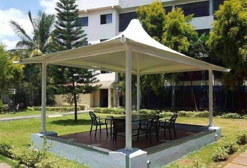 فندق Shanthiniketan   Online Suites