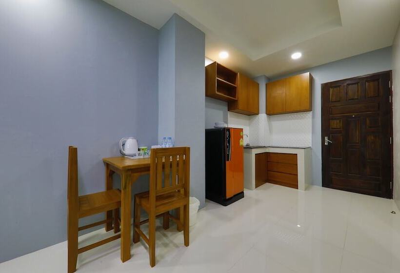 هتل Pava Place