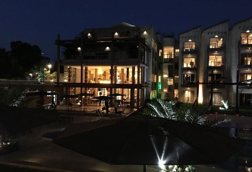 هتل Peduase Valley Resort