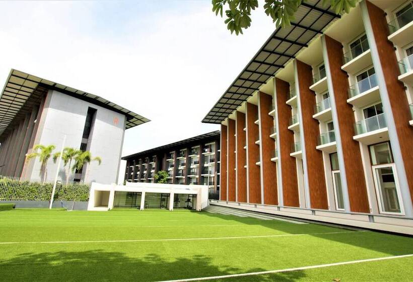 ホテル Phurinda Residence