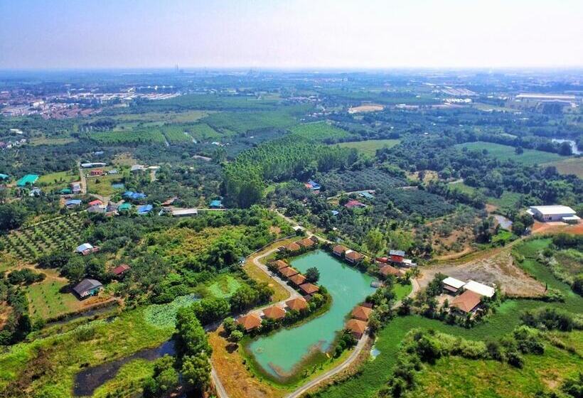 酒店 Pirom Lake And Resort